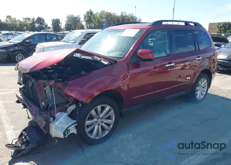 2011 Subaru Forester 2.5X Limited z USA, uszkodzony, nr VIN JF2SHBEC0BH763609